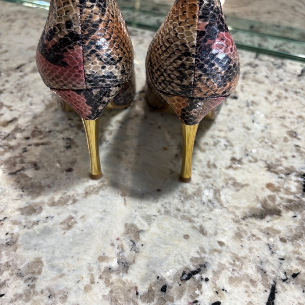 Snake heel - Picture 3 of 3